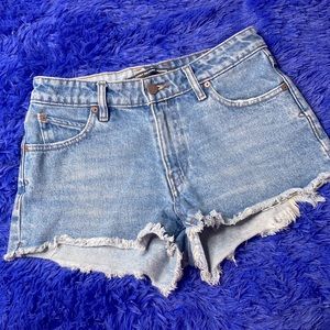 Volcom Mid Rise Light Washed Cut-Off Raw Hem Denim Shorts Size 26